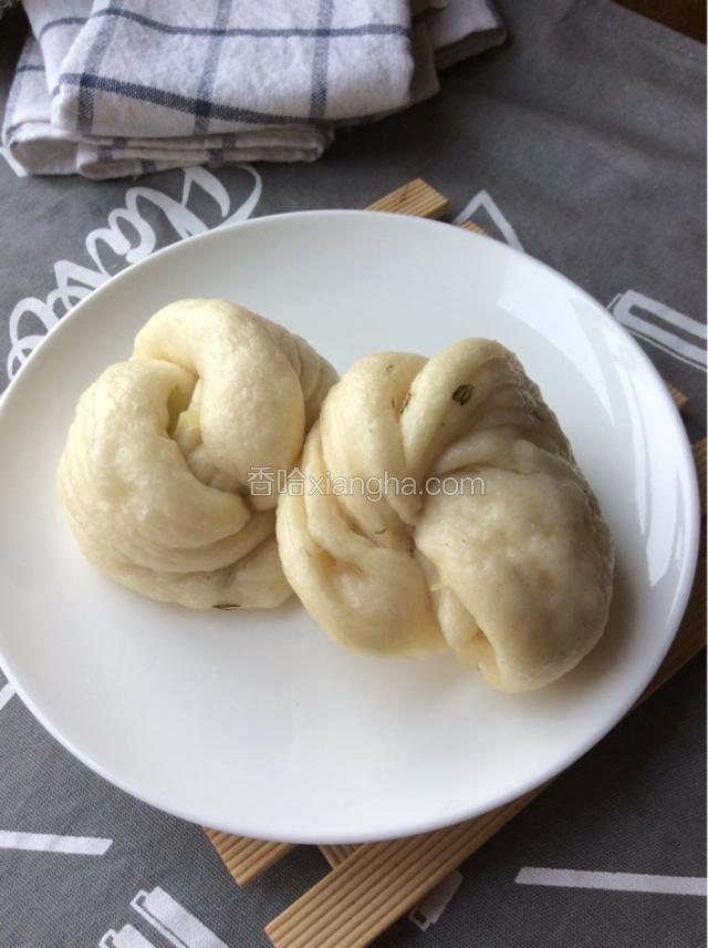 关火后稍微等一等揭锅即可食用