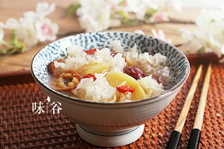 苹果银耳红果汤
