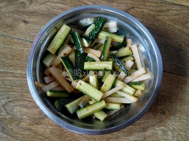 搅拌均匀即可食用。
