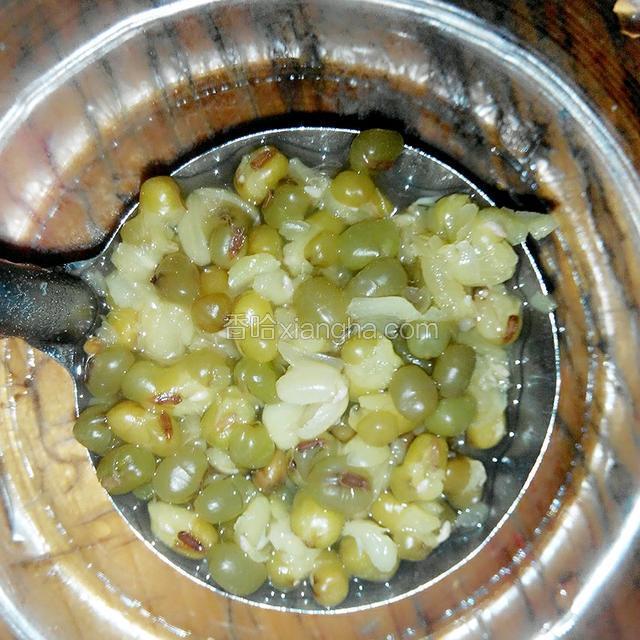 但是我喜欢沙沙的那种，所以我多煮了一会儿