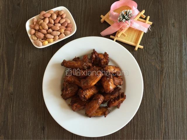 美味的家常酱鸡脖子好吃到爆。