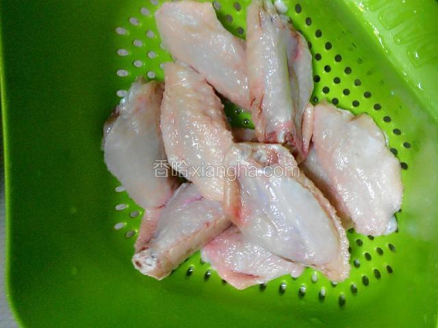 准备鸡翅