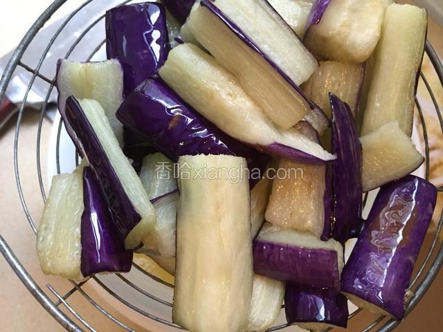 五分钟后捞出控油