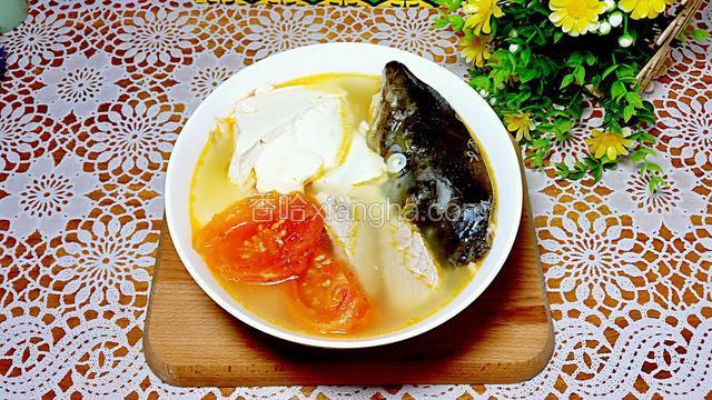 三文鱼头豆腐汤