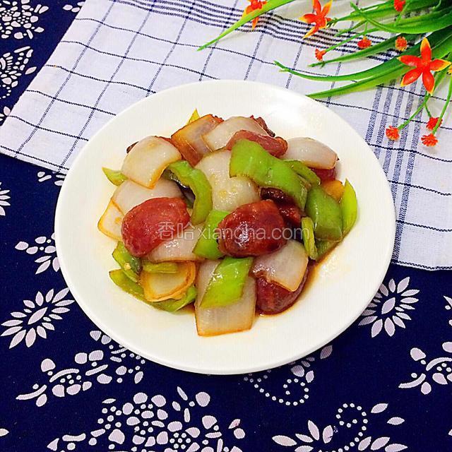 青椒洋葱炒腊肠