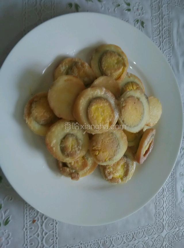 捞出备用，锅里留底油
