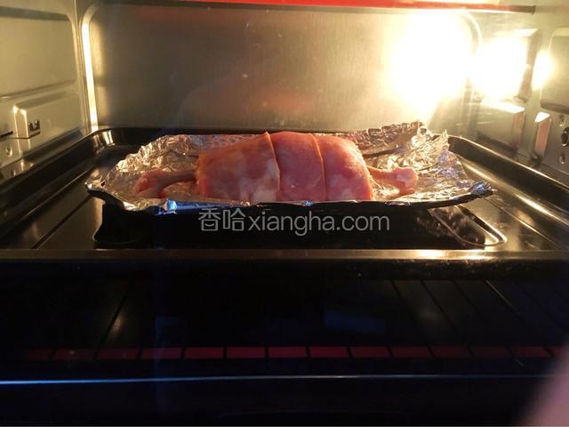 烤箱预热230度烤15分钟