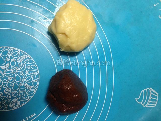 分别放入冷藏室20分钟左右
