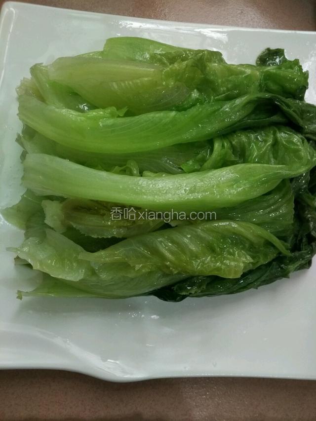 整齐摆入盘子