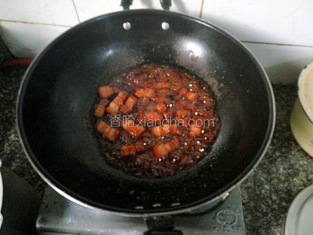 把肉连汁倒入锅中大火收汁