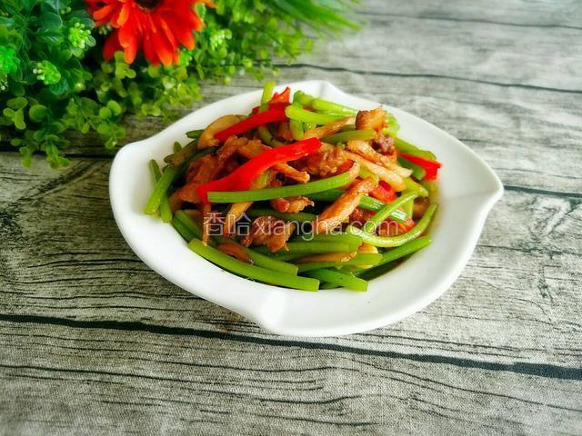 红薯梗炒五花肉