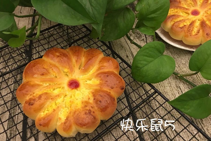 花形椰蓉面包