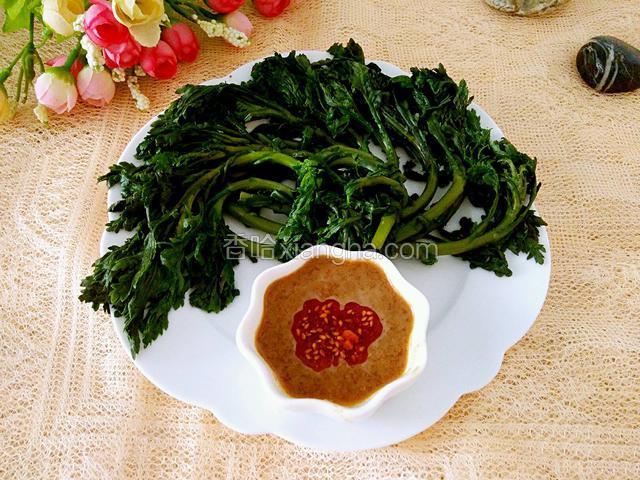 蒜泥茼蒿