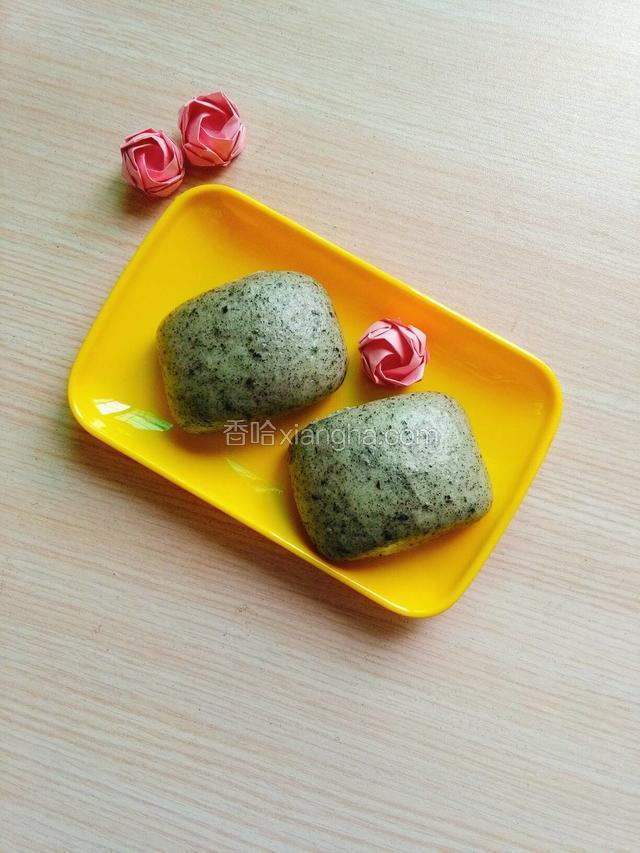 黑芝麻馒头