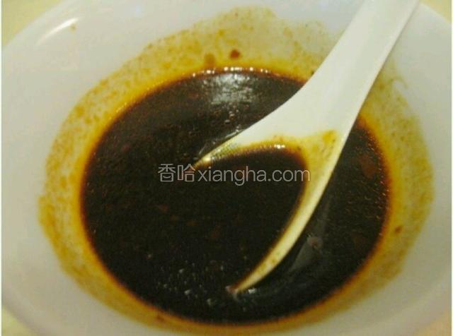 搅拌均匀的酱汁
