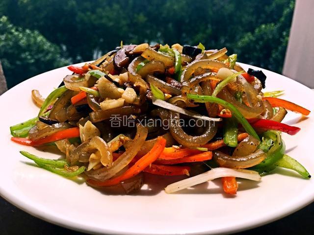 彩椒炒肉皮