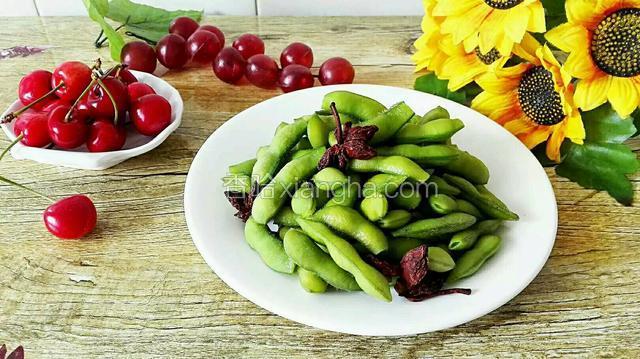 盐水煮毛豆
