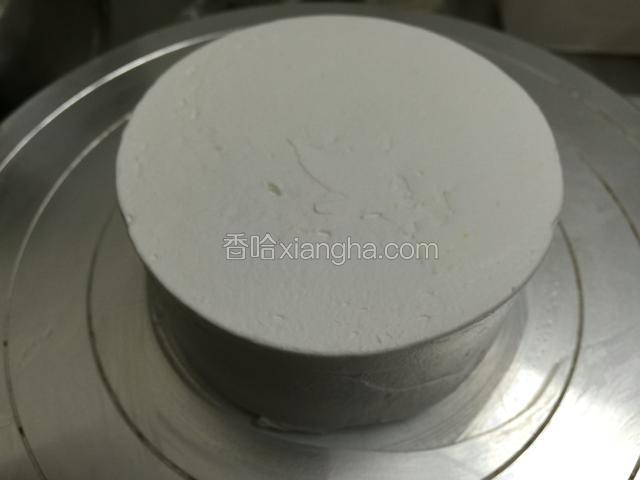 顶部抹平整.侧边不露胚体即可