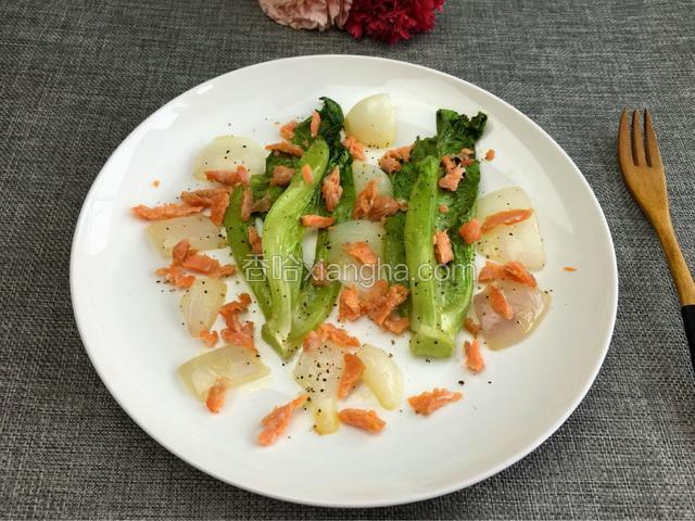 烟熏鲑鱼焗生菜