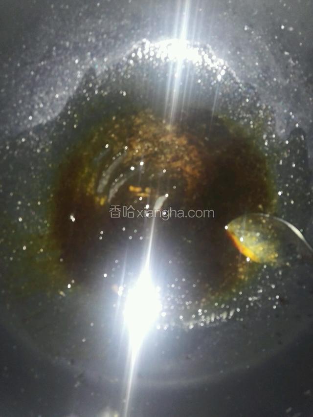 全部融化后，加入，汤汁
