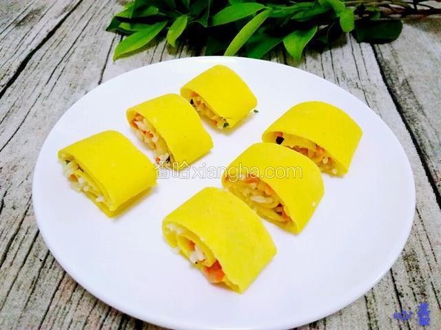 牛奶鸡蛋玉米面饼卷炒饭