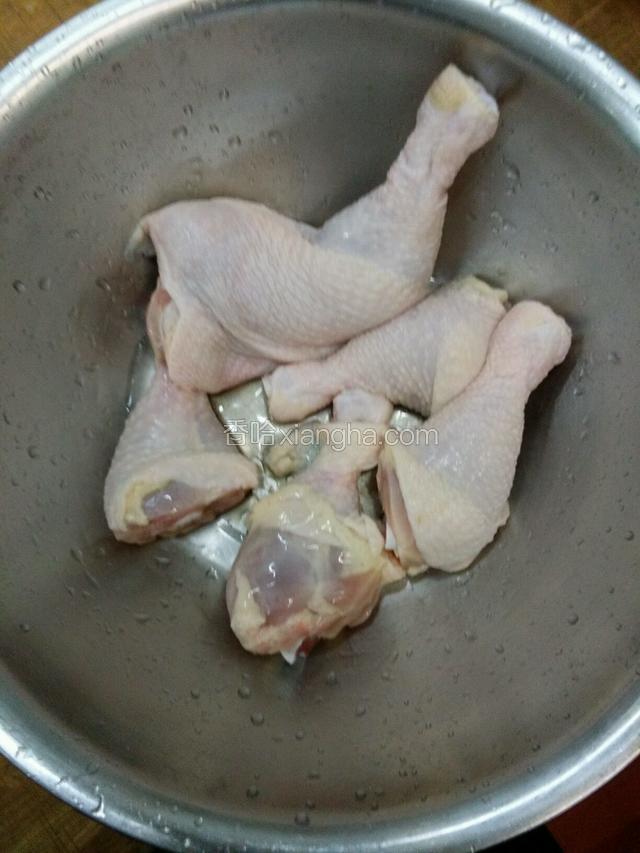 准备鸡腿几只