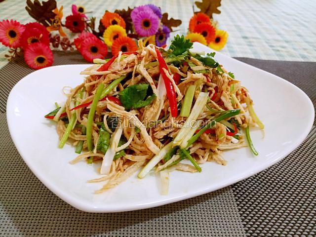 凉拌麻辣鸡丝