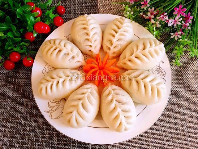 羊肉萝卜馅包子