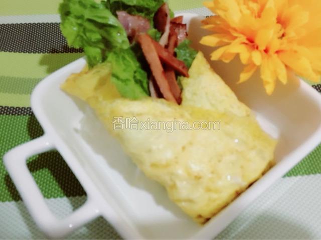培根生菜鸡蛋卷