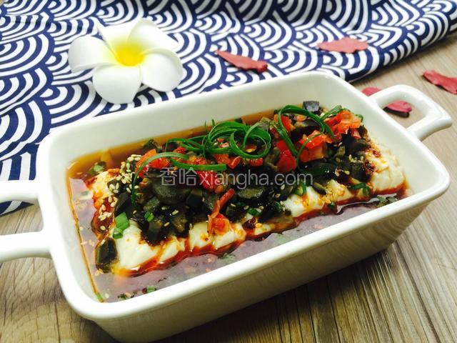 松花蛋拌豆腐