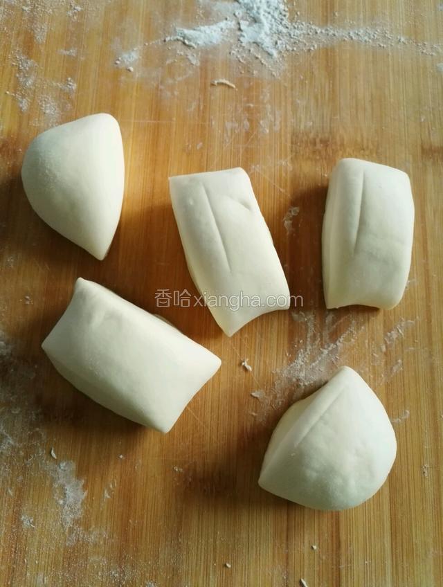 把大面团分成小面团