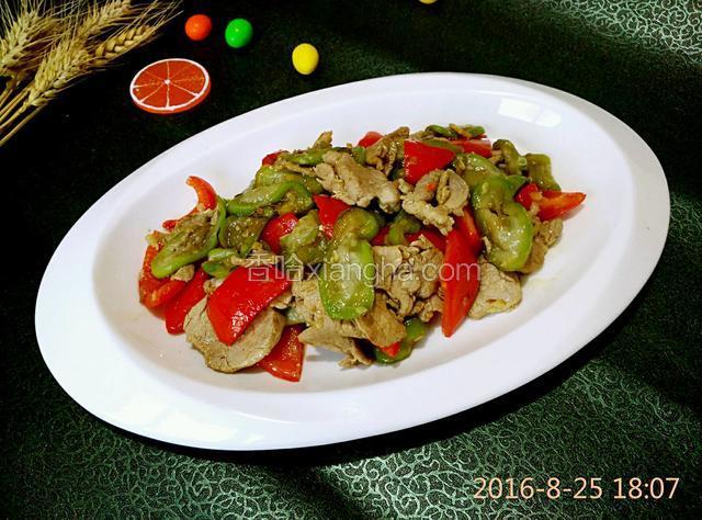 丝瓜彩椒炒肉