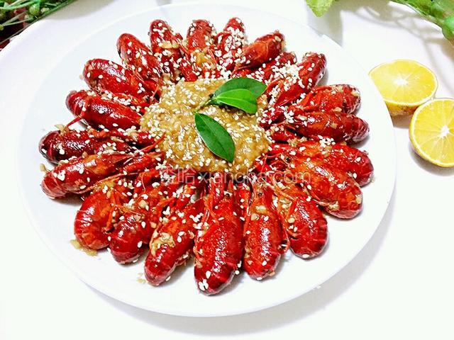 蒜泥龙虾