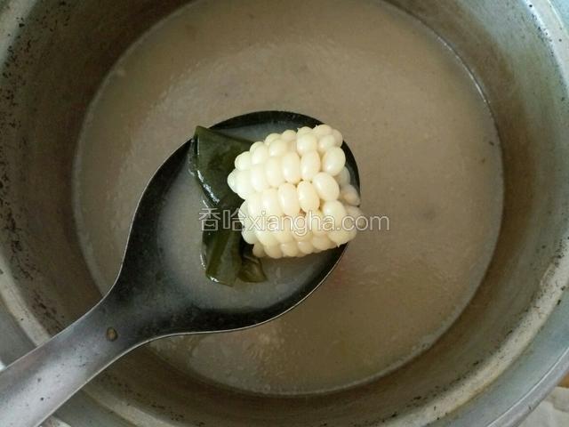 继续炖20分钟，蔬菜成熟