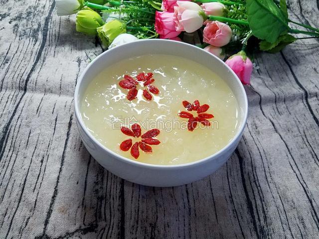 银耳糖水