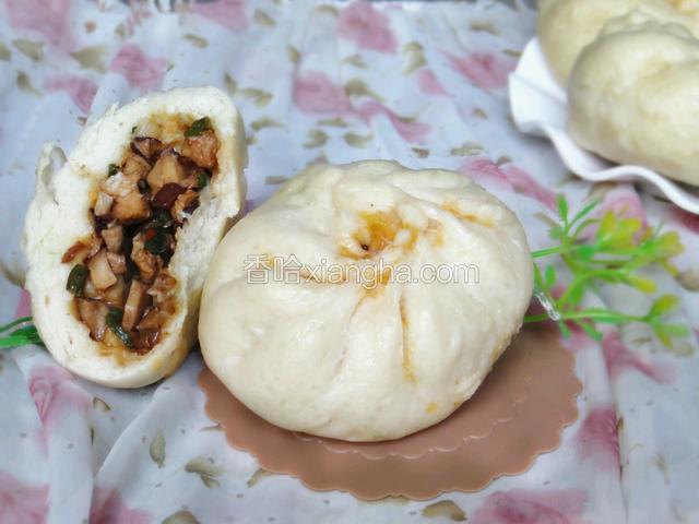 香喷喷的肉包子要趁热吃哦！