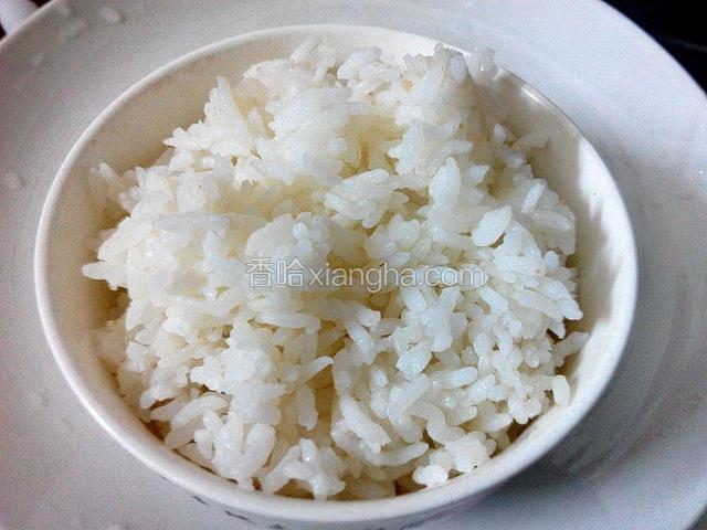 准备米饭一碗