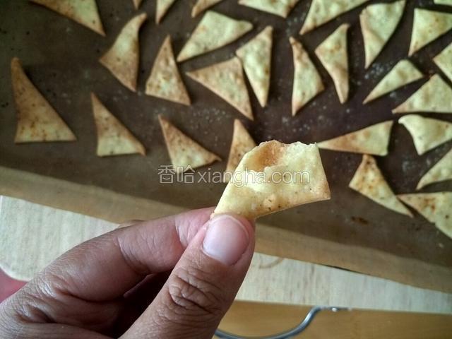 有点儿膨化食品的感觉哟  大顺呐 你妈又get一项新技能哎(~˘▾˘)~