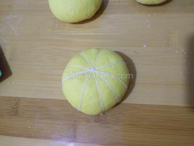 六瓣或者八瓣都可以