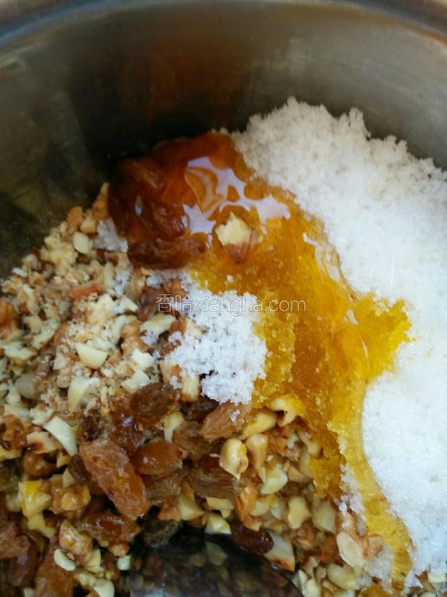 加入麦芽糖和麻油