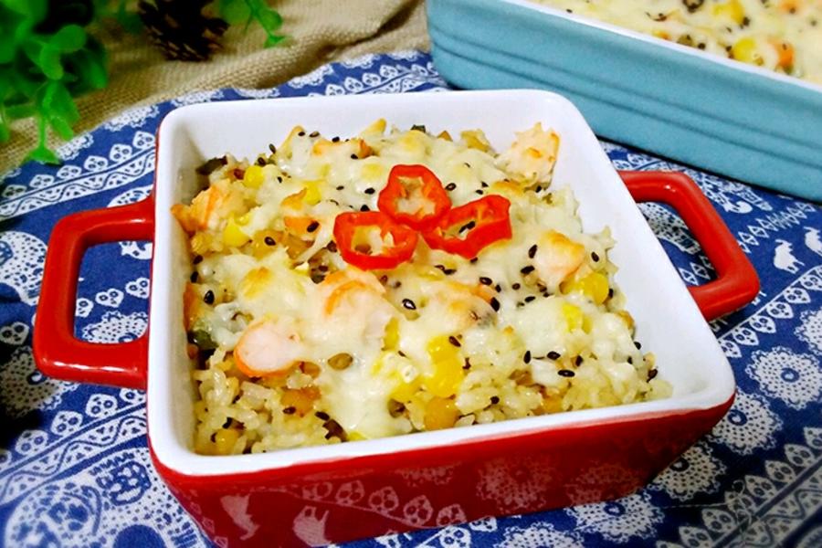 鲜虾芝士五彩焗饭