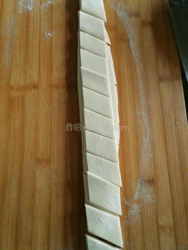 切成菱形块