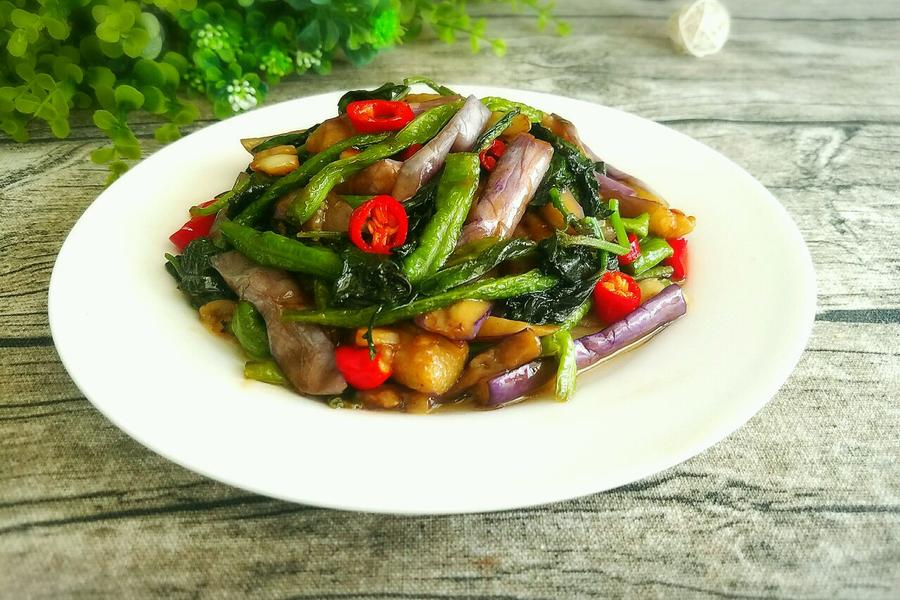 紫苏叶茄子炒豆角