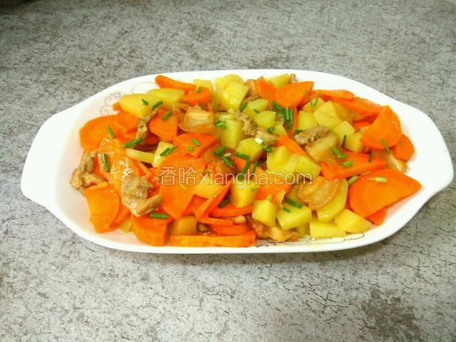 胡萝卜土豆烧肉