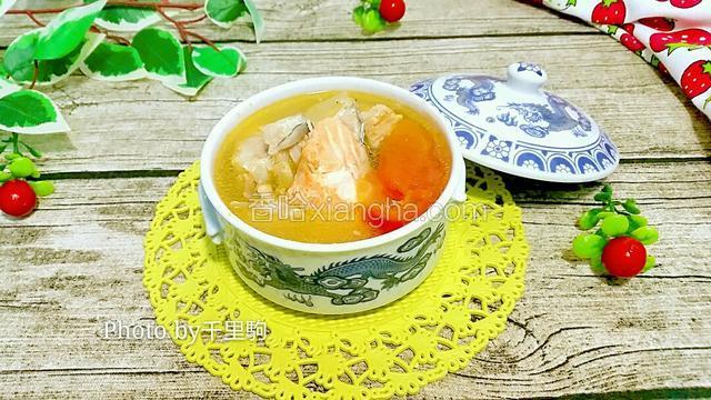 番茄三文鱼头汤