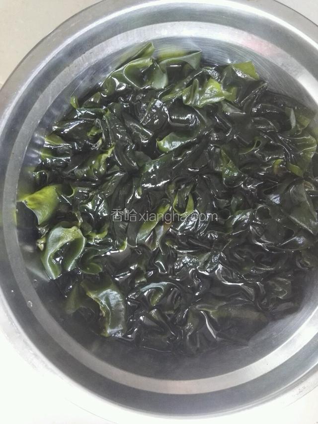 螺旋藻用温水泡开