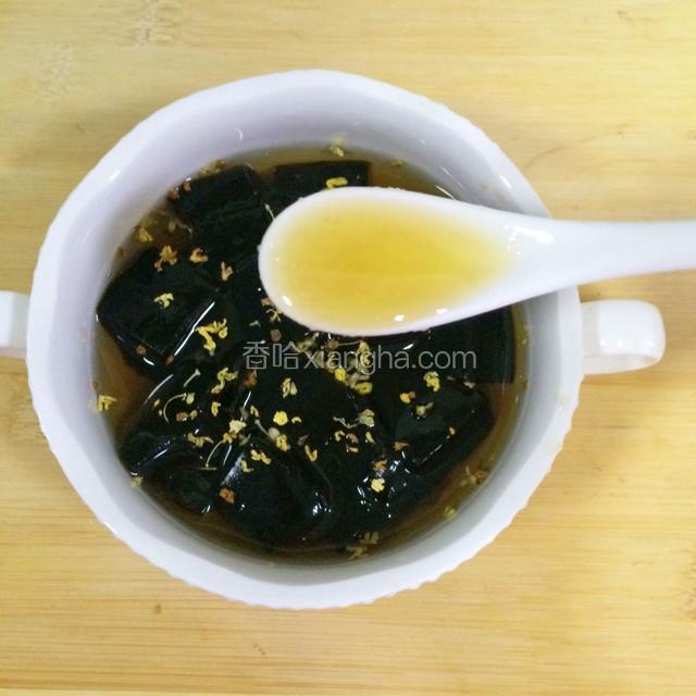 加入少许蜂蜜搅拌即可食用。