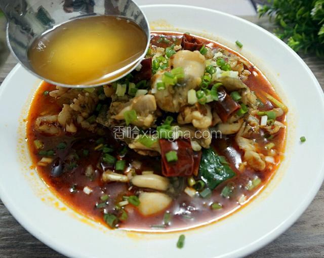 趋热淋油在菜上