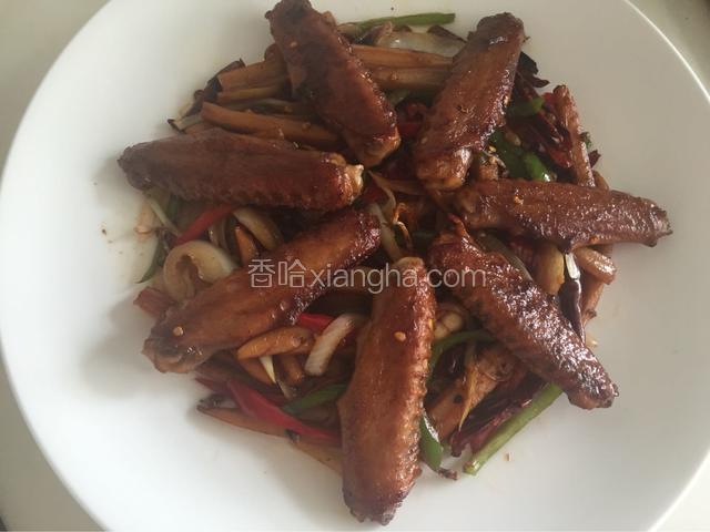 摆上鸭翅