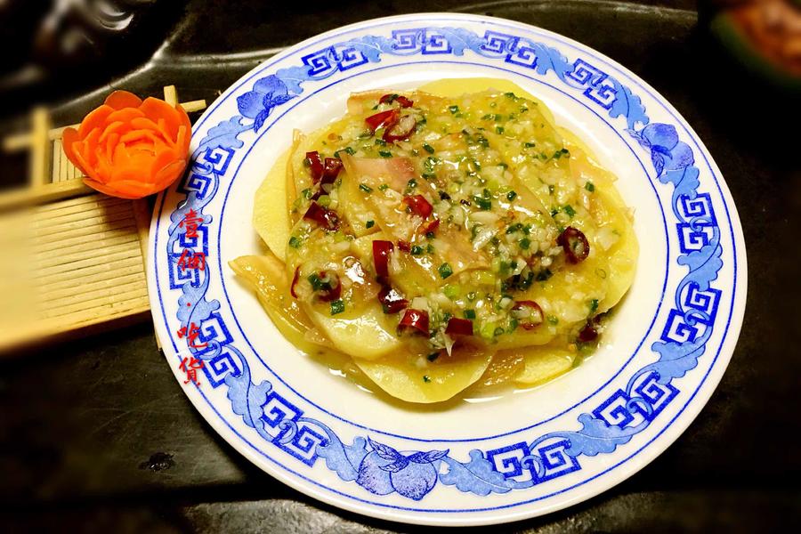 土豆蒸肉
